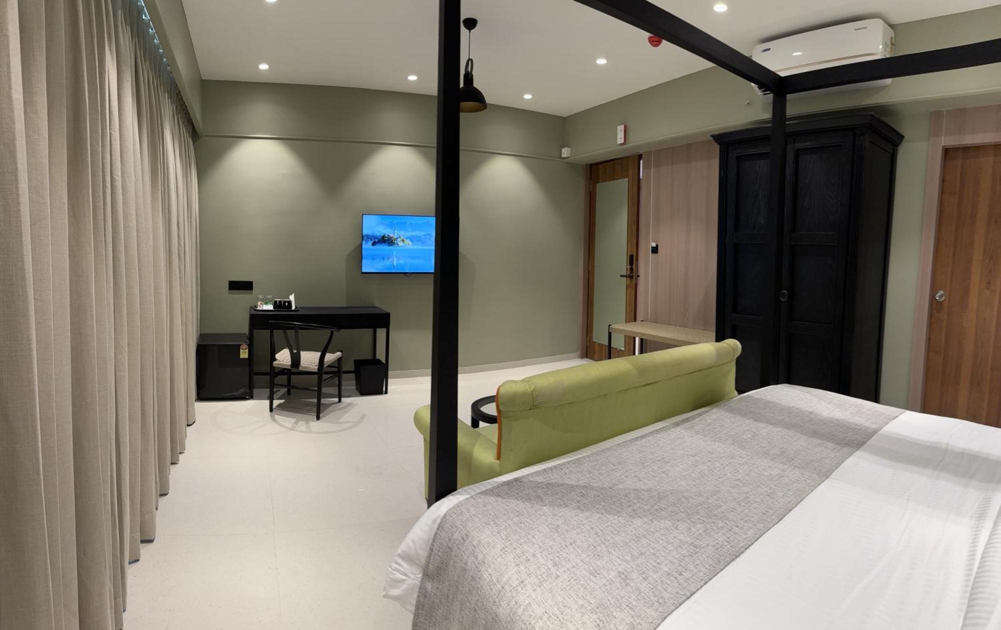 Hotel Mumbai House, Malad Extérieur photo